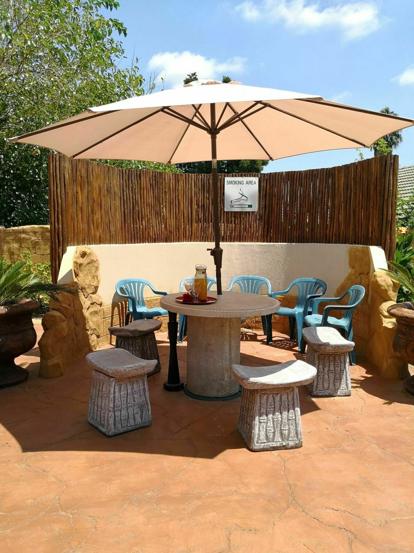 All Over Africa Guest House Kempton Park Exterior foto