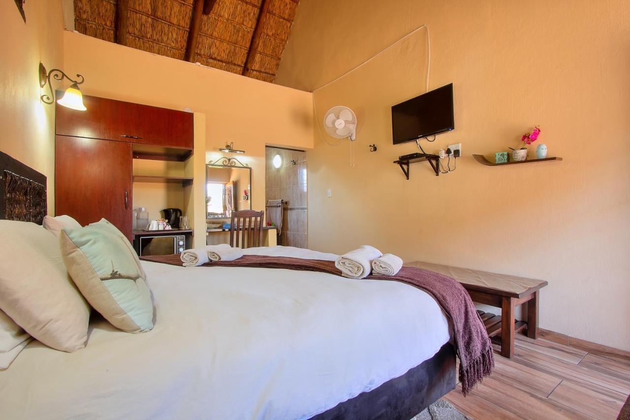 All Over Africa Guest House Kempton Park Exterior foto