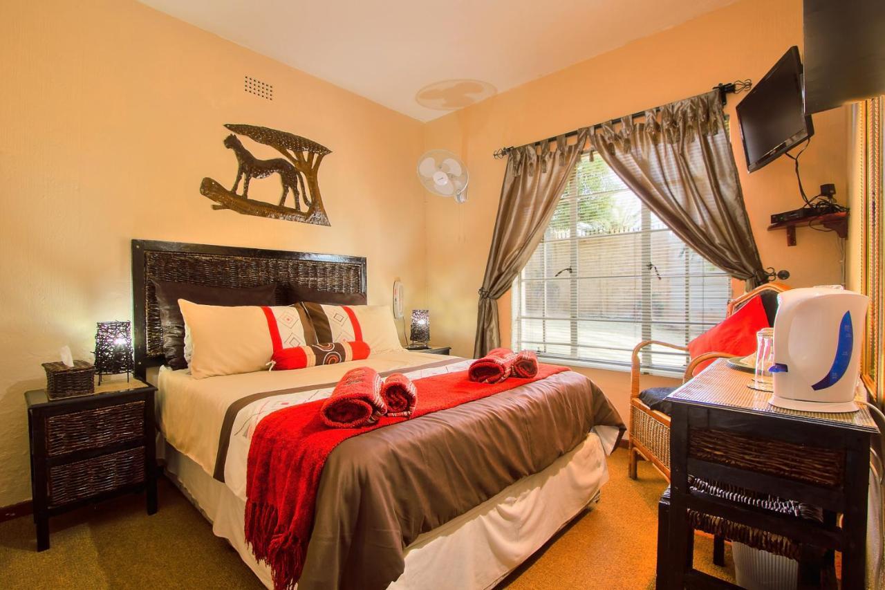 All Over Africa Guest House Kempton Park Exterior foto